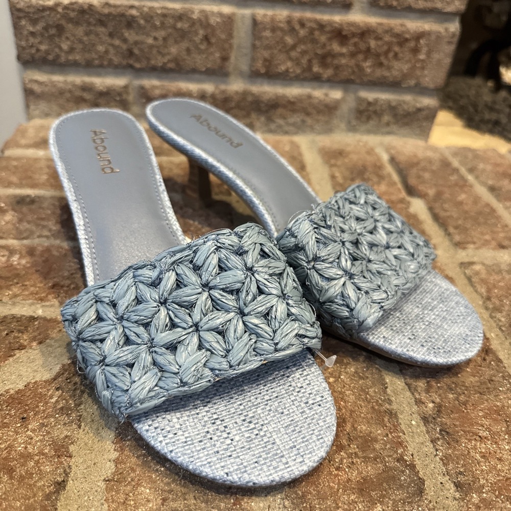 Abound Audrina Kitten Heel Sandal Woven Blue‎ Size 8 #525